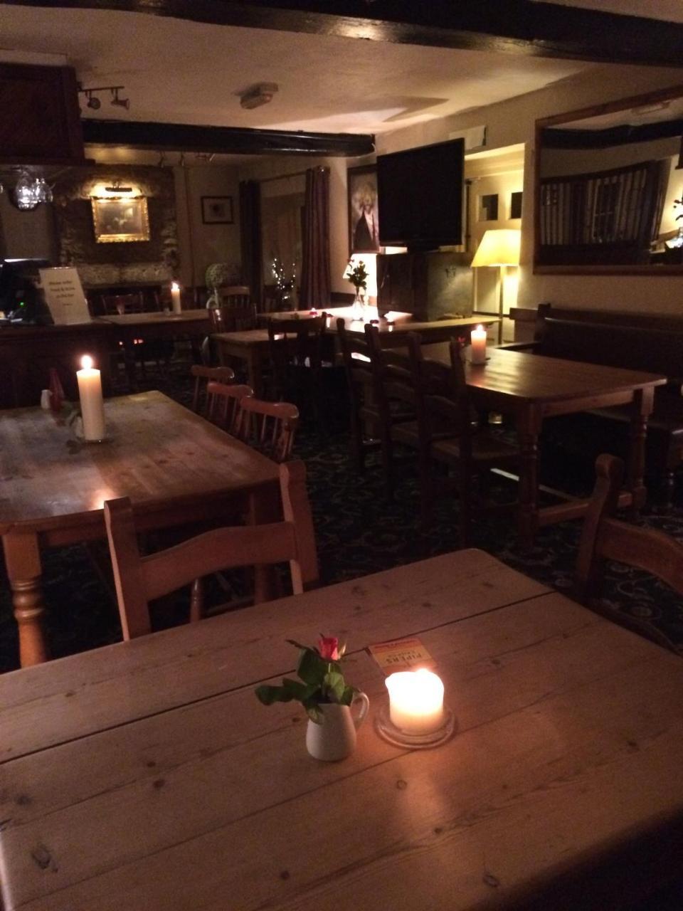 מלון מלמסבורי The Radnor Arms מראה חיצוני תמונה